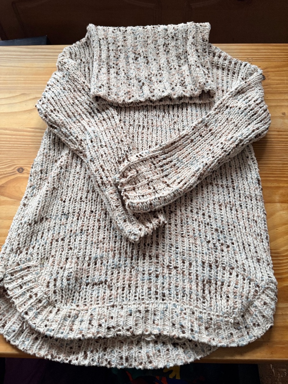 Jessica Simpson chunky sweater